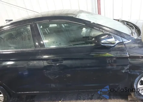 2020 Hyundai Elantra Value Edition z USA, uszkodzony, nr VIN 5NPD84LFXLH520585